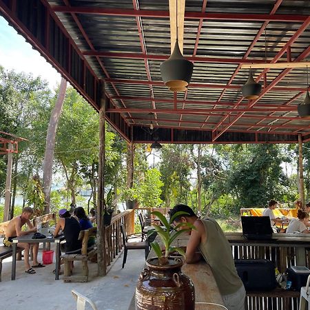 Koh Rong Lagoon Kaoh Touch Екстериор снимка